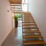 Kimia 8, Emma Villa *
